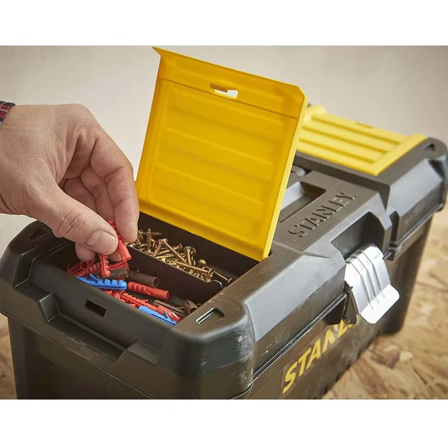 Stanley STST1-75515 Boîte à outils "Essential" avec loquets métalliques