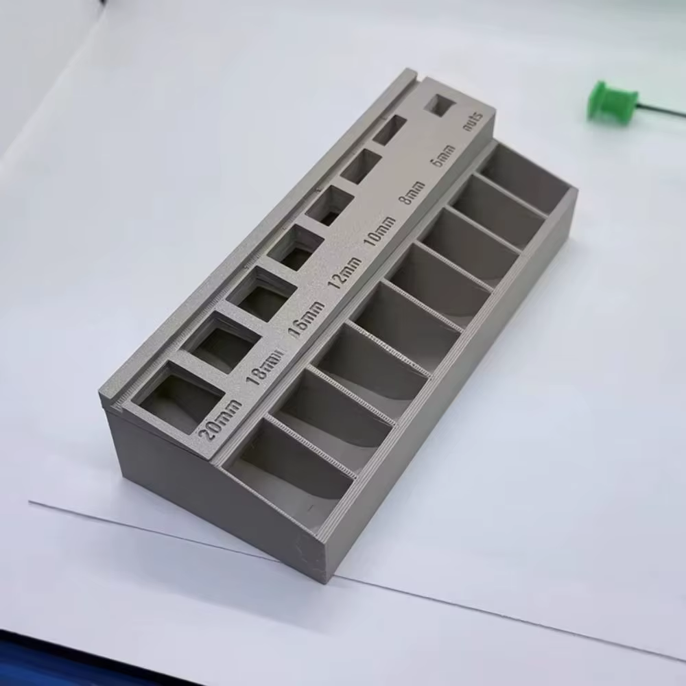 Tiroir de rangement pour vis M3 imprimé en 3D