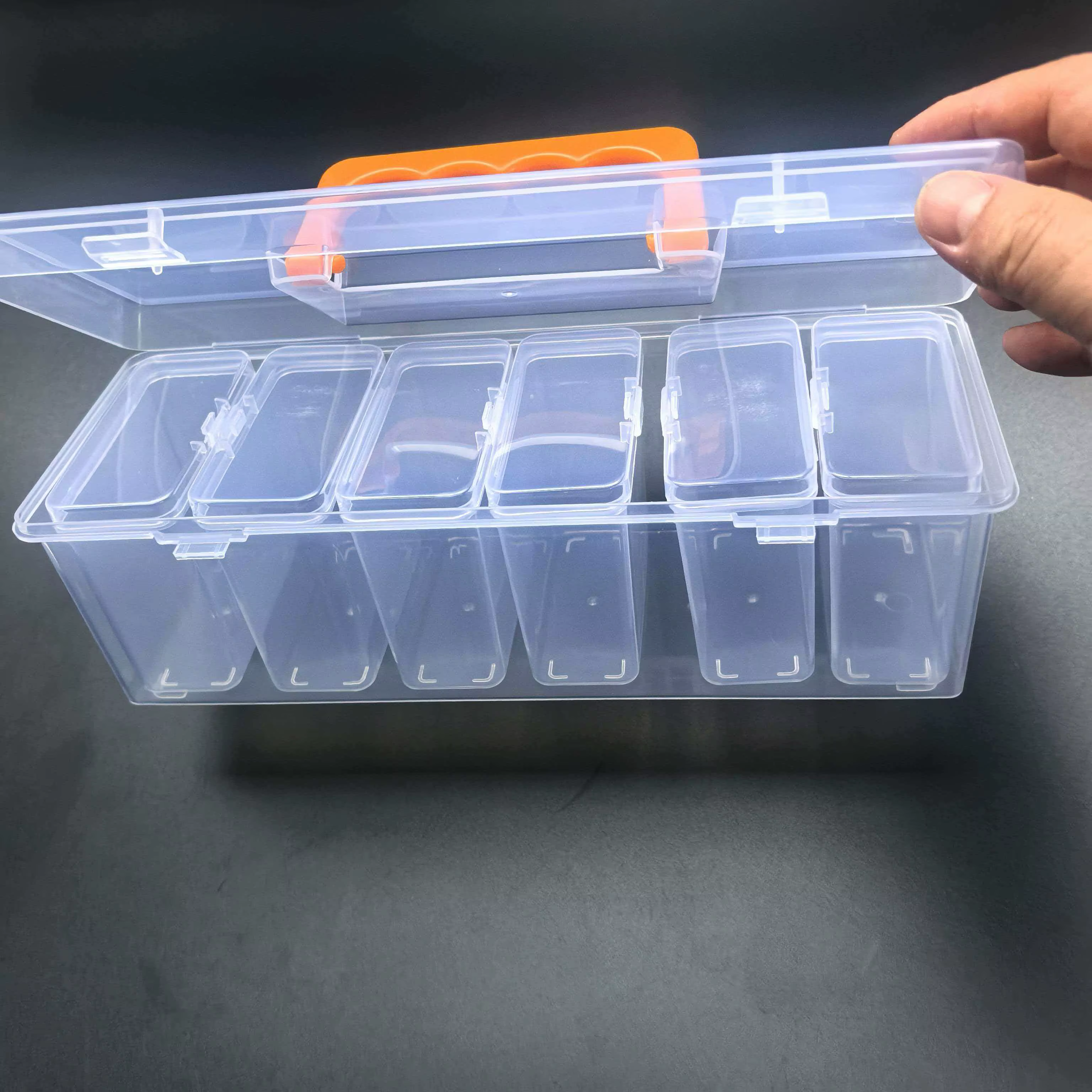 Boîte de rangement pour outils