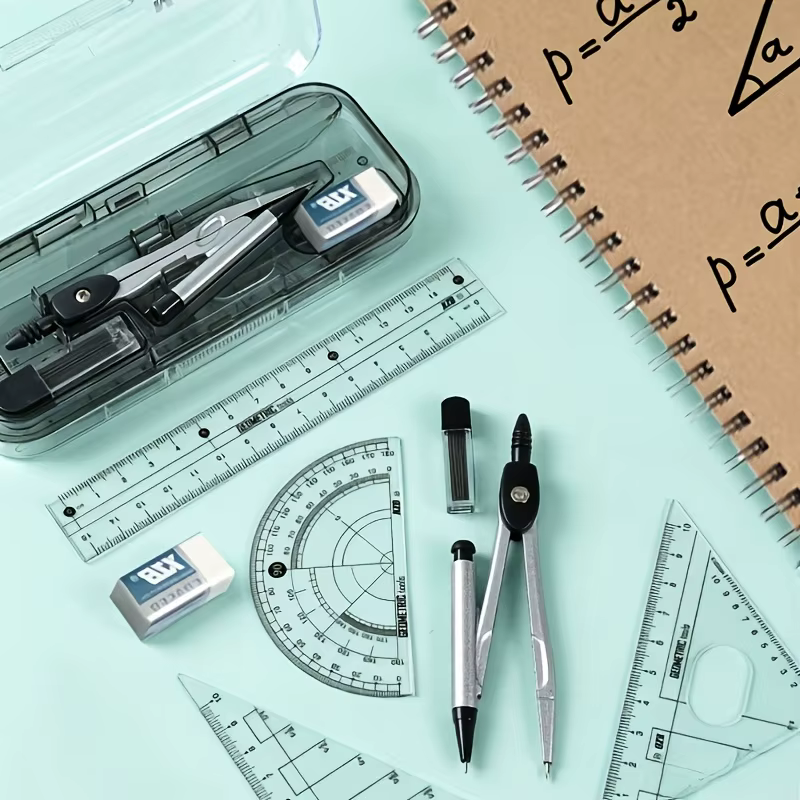 Ensemble d'outils de dessin comprenant un compas, un rapporteur, une règle, des triangles et des outils d'écriture - Outils mathématiques durables pour les étudiants et les enseignants