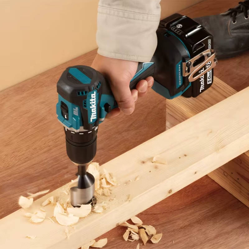 Perceuse-visseuse à percussion sans balais 18V Makita DDF487