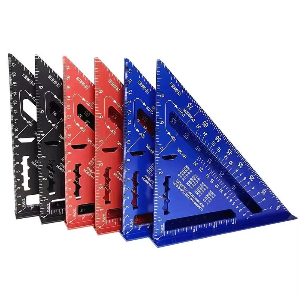 Règle triangulaire de 7 pouces